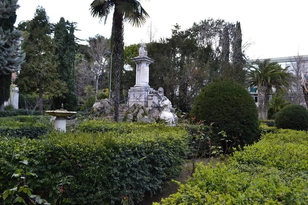 Residencia Salesiana Marti-Codolar Affittacamere Barcellona