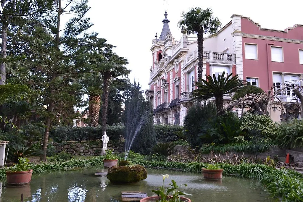 Penzion Residencia Salesiana Marti-Codolar Barcelona