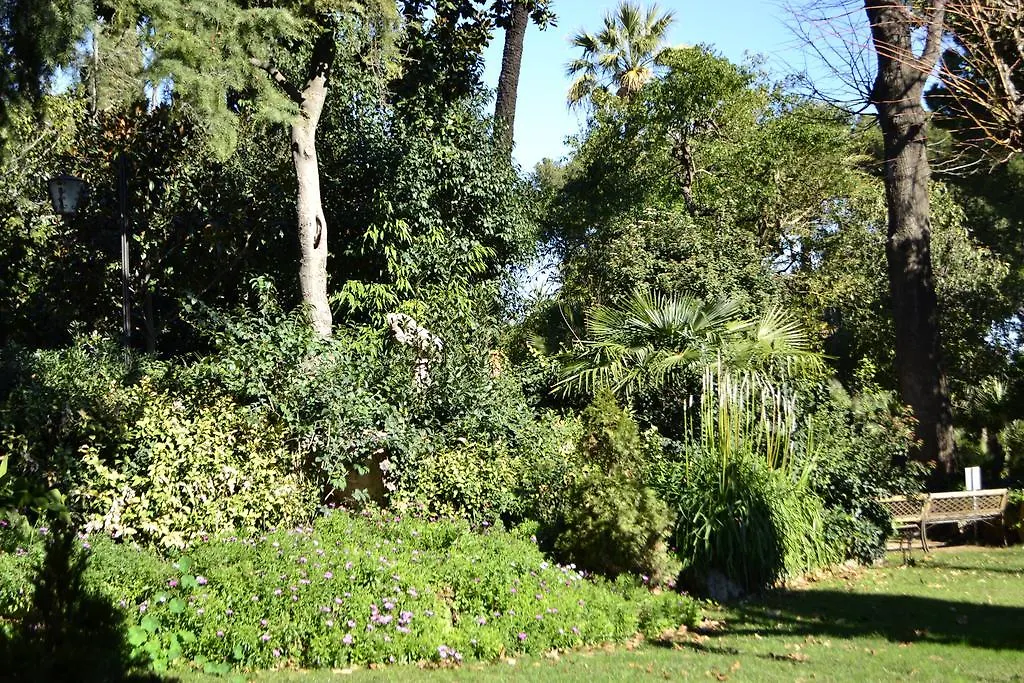 Residencia Salesiana Marti-Codolar Affittacamere Barcellona