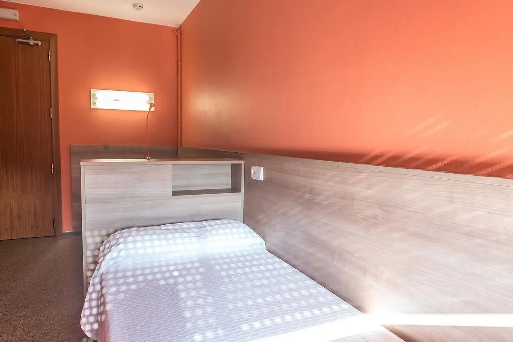 Residencia Salesiana Marti-Codolar Affittacamere Barcellona 2*,  Spagna